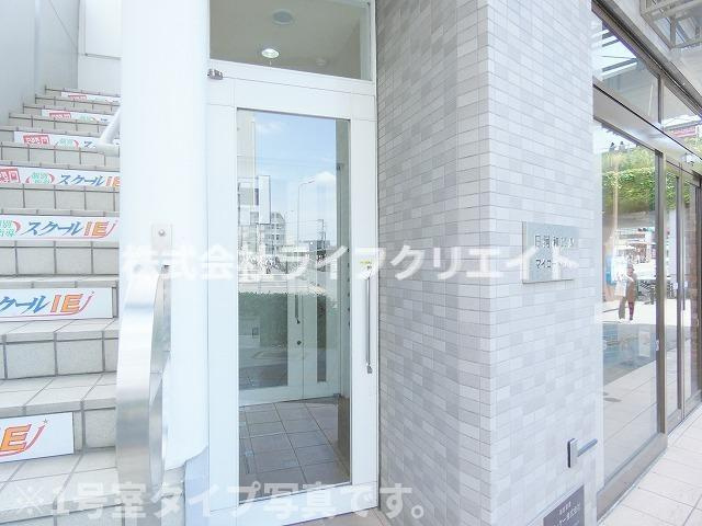 マイコート日野Ⅱのエントランス