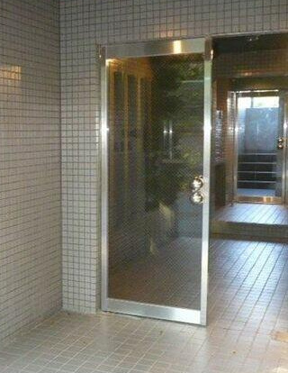 【エントランス】