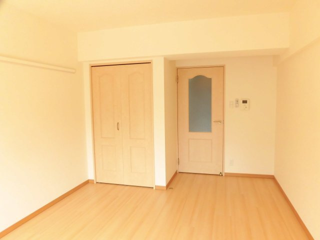 ＹＯＫＯＨＡＭＡ　ＡＲＴ　ＨＩＬＬＳ　ＺＥＲＯの居間・リビング