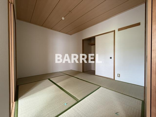 ルミエール西緑丘の和室