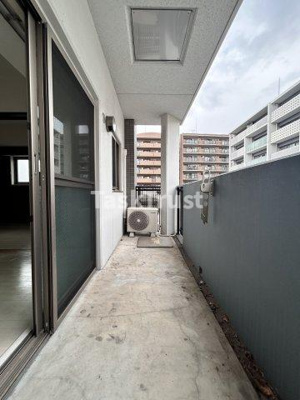 【バルコニー】 | huit arbre上町台