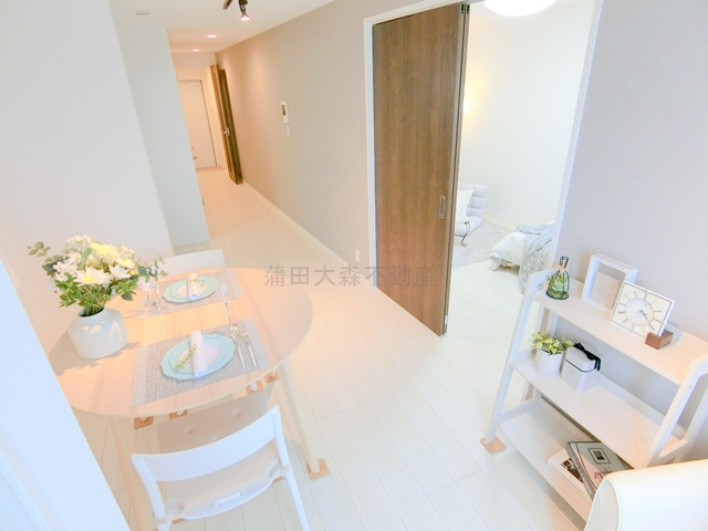 address HONHANEDA(アドレスホンハネダの居間・リビング