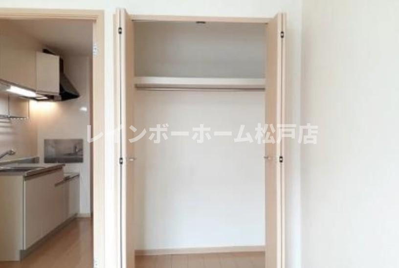【非対面対応】接客・申込・契約オンライン！LINE×相談可！の収納|収納スペース豊富です
