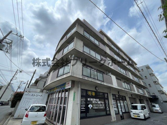 武蔵野市境南町４丁目の賃貸マンションの外観