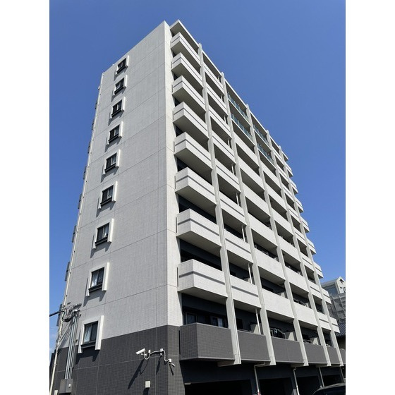 emius新屋敷の外観