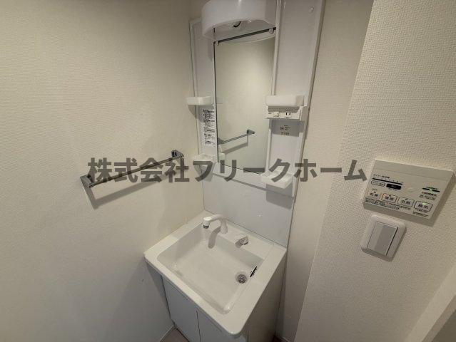 三鷹市牟礼４丁目の賃貸マンションの洗面所