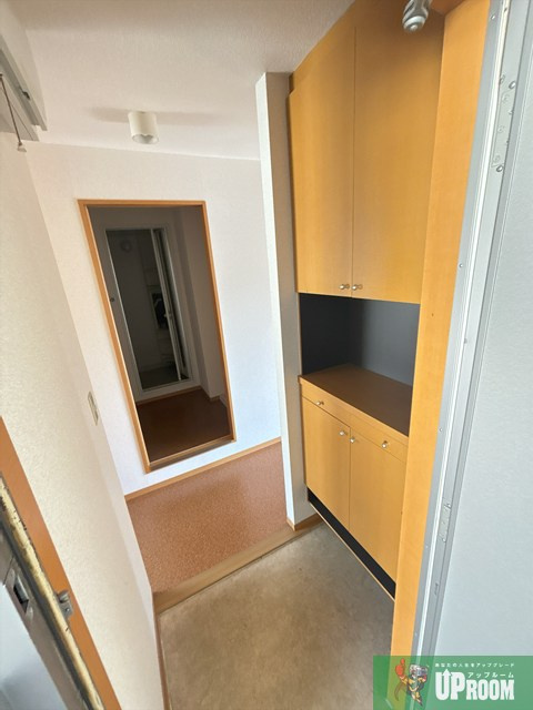 チェリープラザの玄関