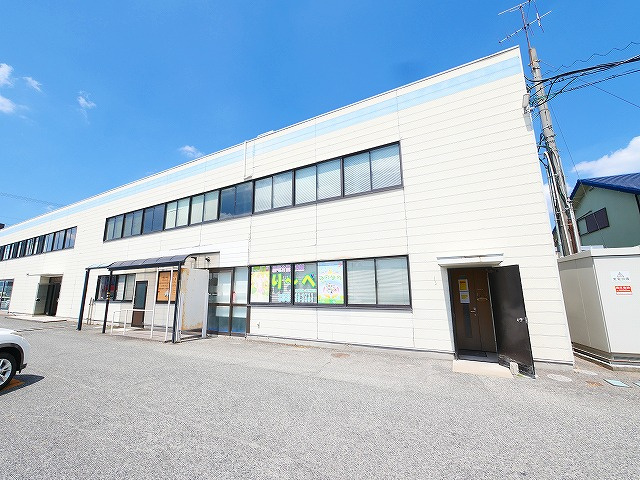 奈良事務機本社ビルAの外観