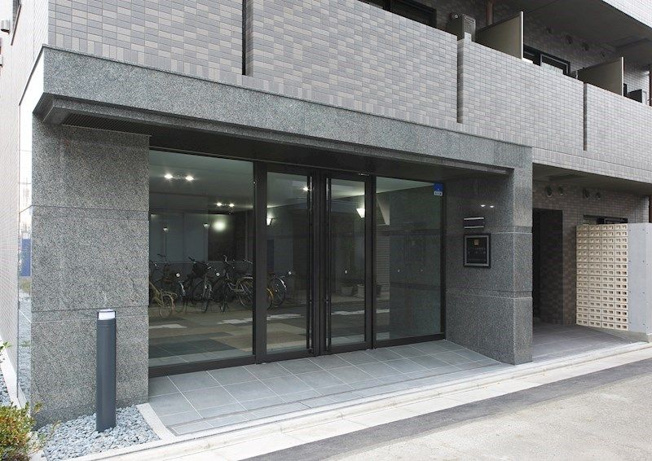 【エントランス】ルーブル　中野坂上伍番館