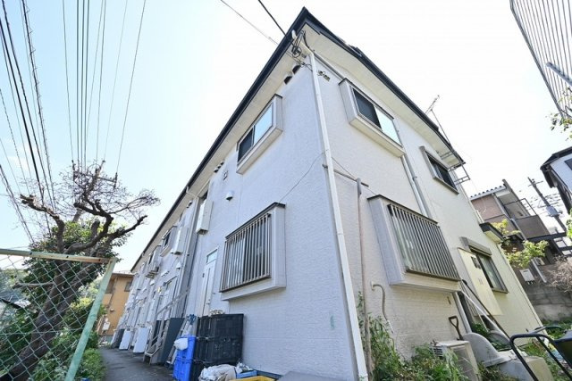ホワイティ志田の外観