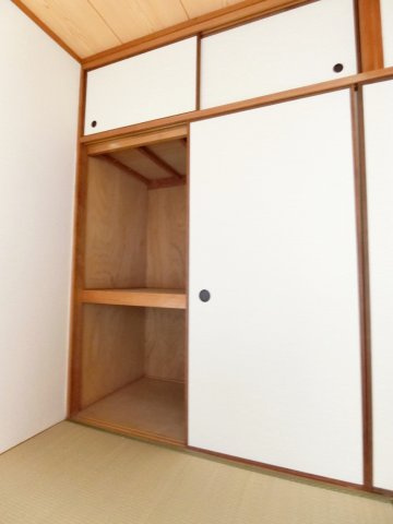 シャトー黒田ビルの収納