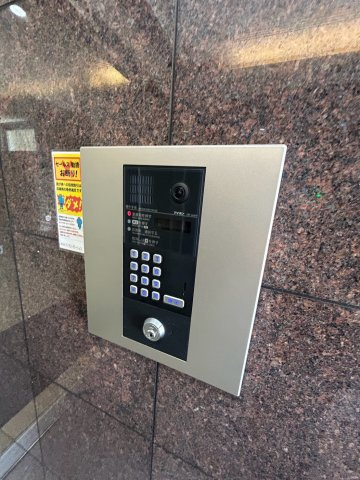 西宮市今津山中町の賃貸マンションのセキュリティ