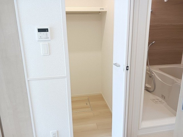 ラルジュ・ツカサ・タンドレスの収納