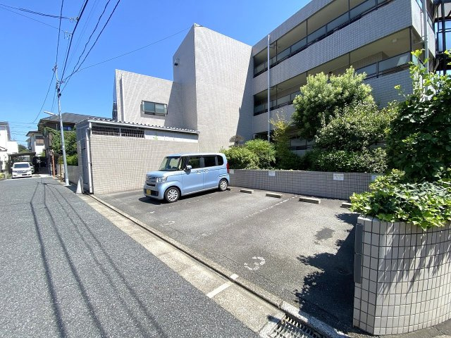 ベウラ大泉学園の駐車場|駐車場