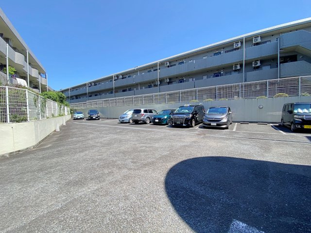 ベウラ大泉学園の駐車場|駐車場