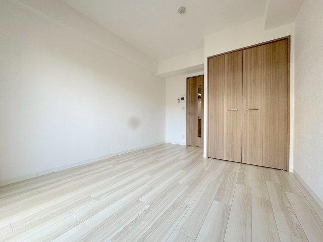 シャルマンパレ淡路の居間・リビング