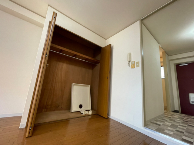 芦屋市竹園町の賃貸マンションの収納