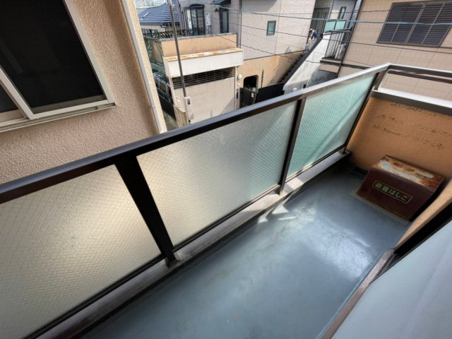 芦屋市竹園町の賃貸マンションのバルコニー