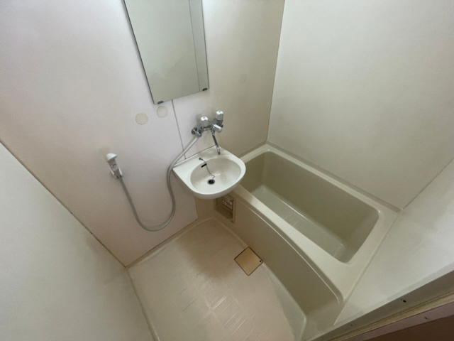 芦屋市竹園町の賃貸マンションの浴室