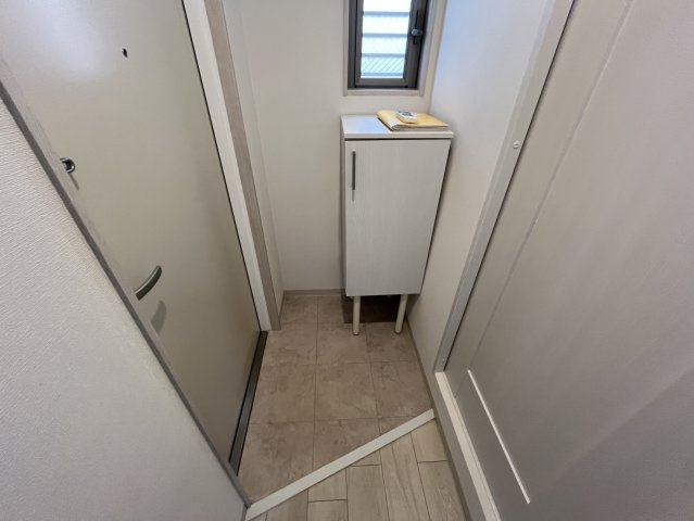 神戸市灘区城内通５丁目の賃貸マンションの玄関