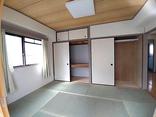 マスミマンションの居間・リビング