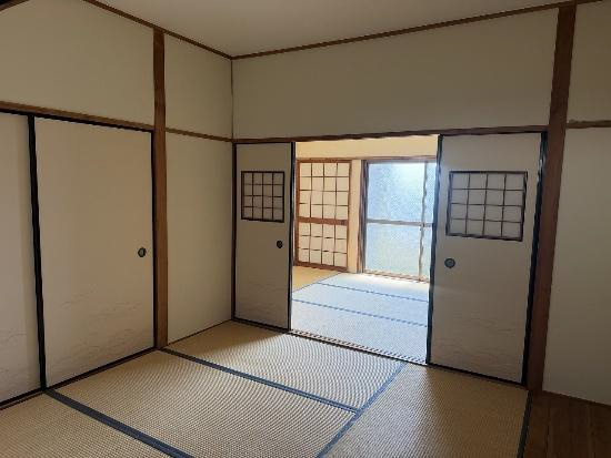 神戸市灘区篠原中町２丁目の賃貸マンションの居間・リビング