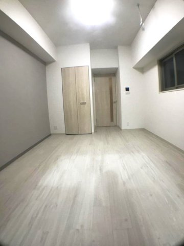 神戸市中央区熊内町７丁目の賃貸マンションの居間・リビング