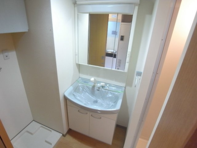 神戸市灘区友田町４丁目の賃貸マンションの洗面所