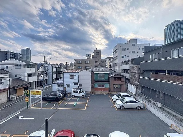 神戸市中央区神若通５丁目のアパートの展望