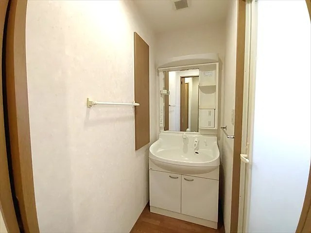 芦屋市大桝町の賃貸マンションの洗面所