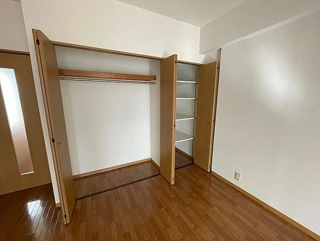 芦屋市大桝町の賃貸マンションの収納