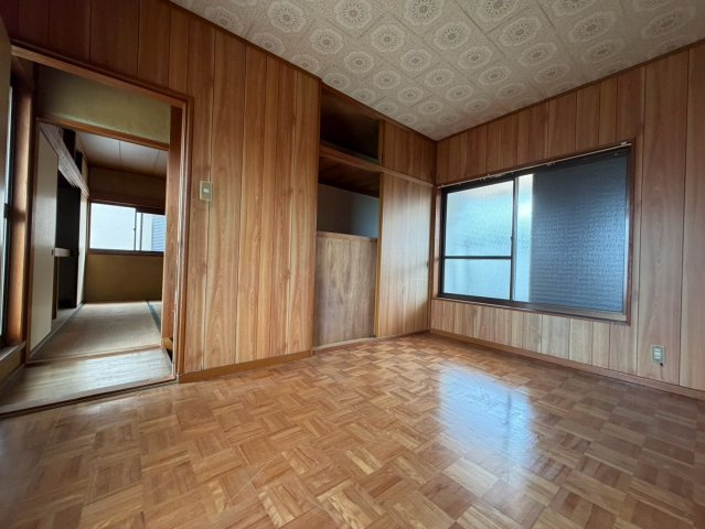 郡戸建ての寝室