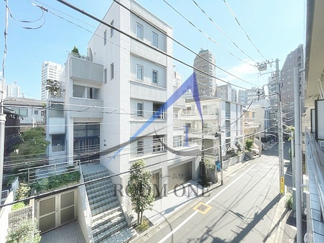 モアエミネンス西新宿