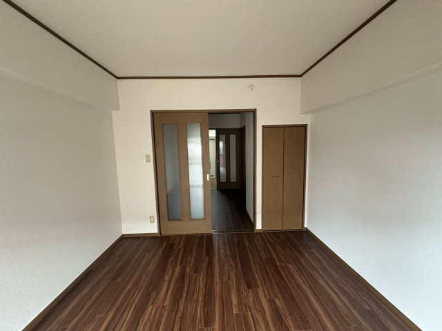 ベルドミール平戸橋1番館の居間・リビング