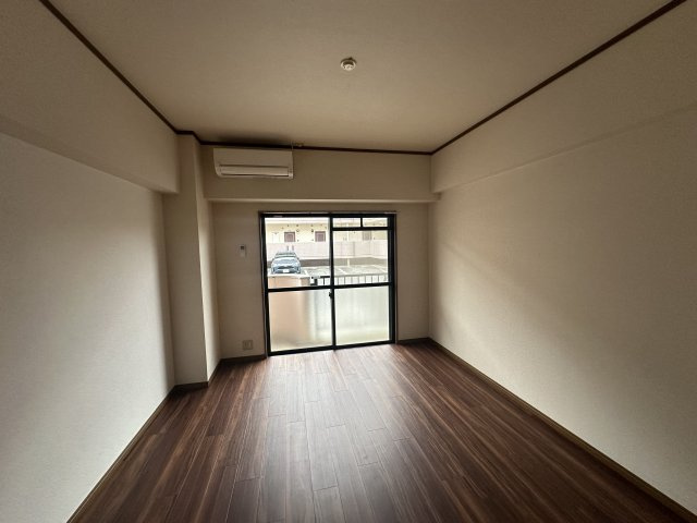 ベルドミール平戸橋1番館の居間・リビング