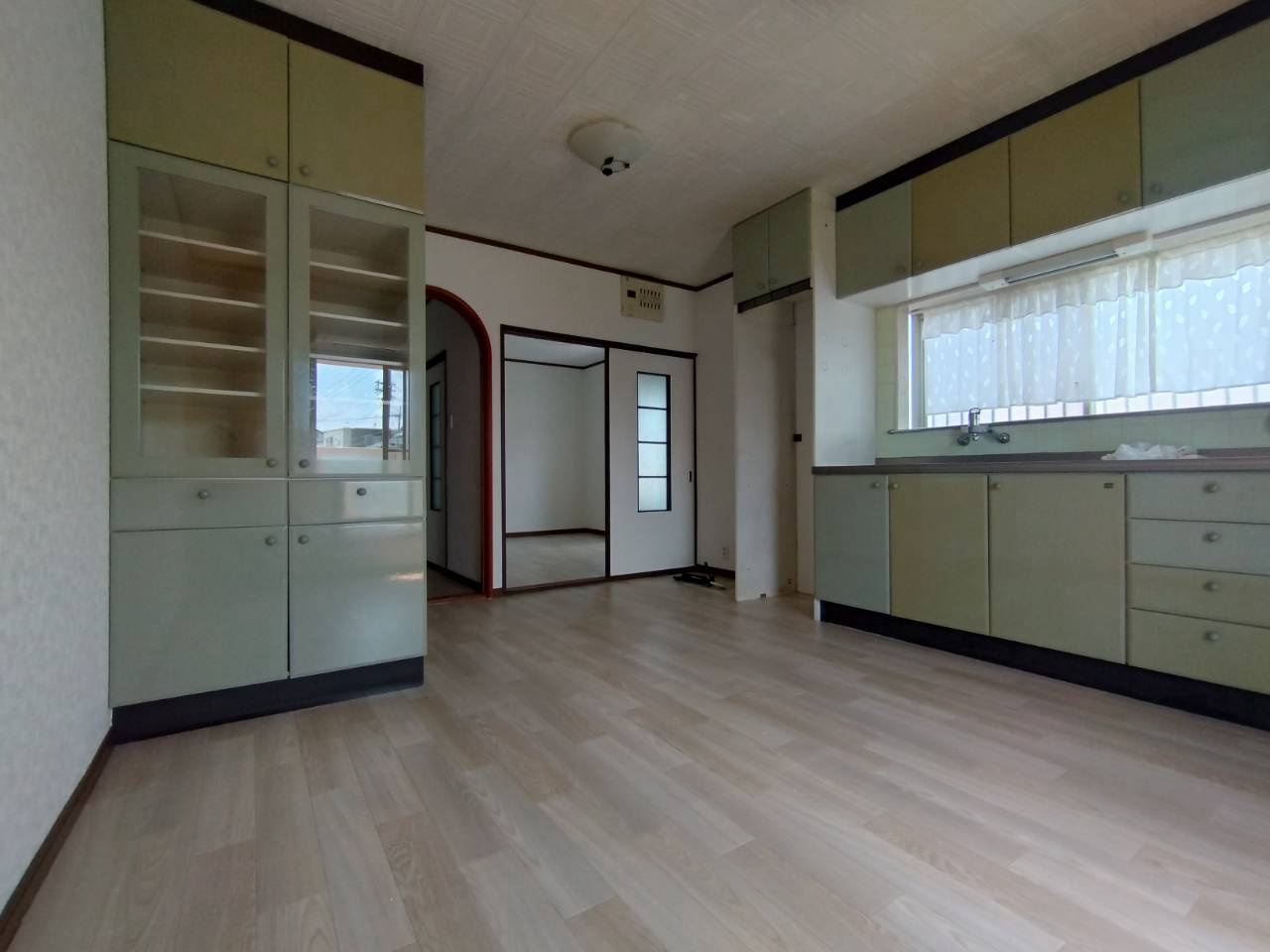 辻子賃貸戸建てのエントランス