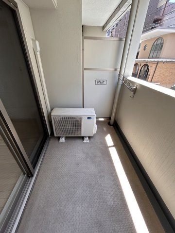 【バルコニー】ロイヤル神戸三宮 