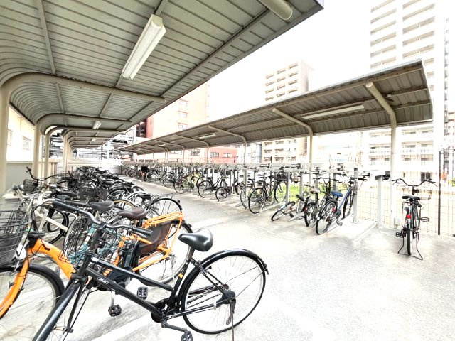 ニッケノーブルハイツ江坂のその他共用部分|駐輪場