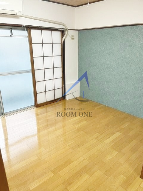 目白台コーポの居間・リビング|洋室のお部屋です。