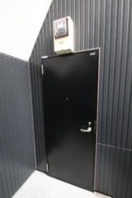 ヴィクトワール千住のエントランス