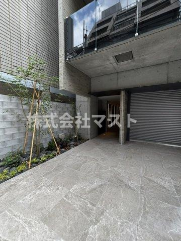 大阪市西区京町堀２丁目の賃貸マンションのエントランス
