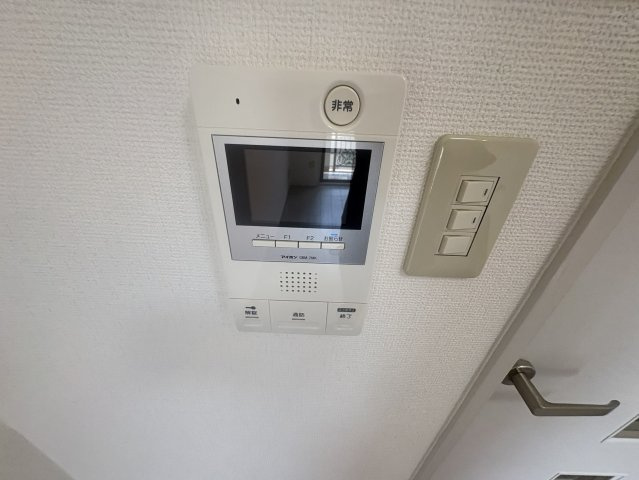 アール江坂のセキュリティ