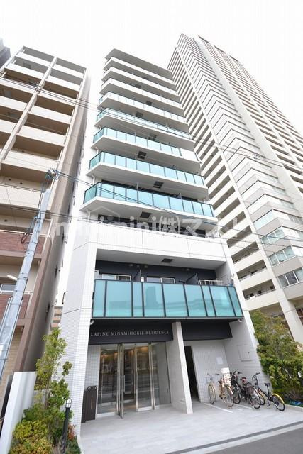 大阪市西区南堀江４丁目の賃貸マンションの外観