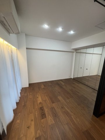 朝日シティパリオ西早稲田館の寝室