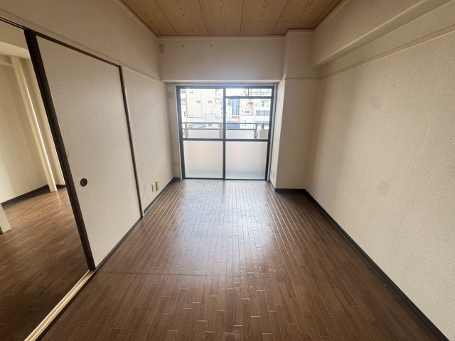 エミネンスイケダの内装
