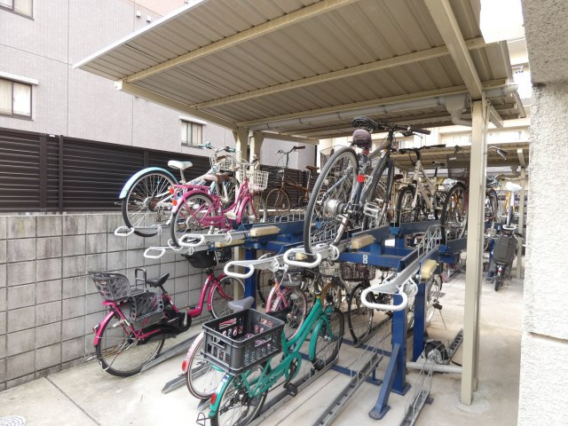 イニシア上野根岸のその他|駐輪場
