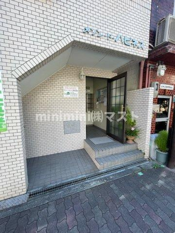 大阪市港区夕凪２丁目の賃貸マンションのエントランス