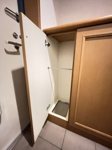 N・S FIVE東久留米の玄関