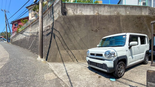 モン・シェリーの駐車場