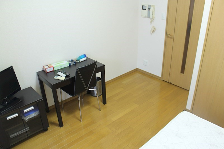 【家具家電一式付き】【見学予約受付中】【仲介料減額】【弊社管理】 